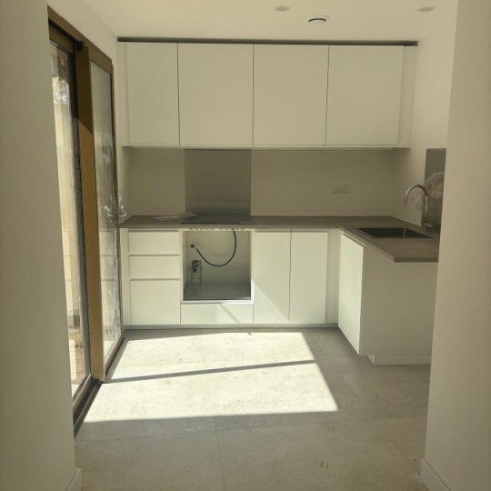  CABINET L'ANTENNE : Appartement | NIMES (30000) | 87 m2 | 1 270 € 