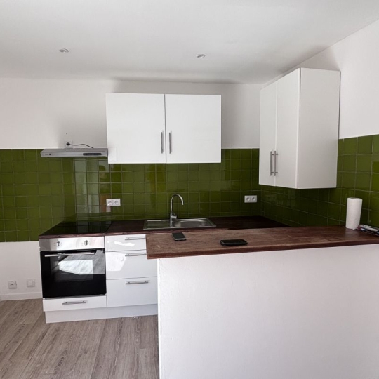  CABINET L'ANTENNE : Apartment | NIMES (30900) | 0 m2 | 570 € 