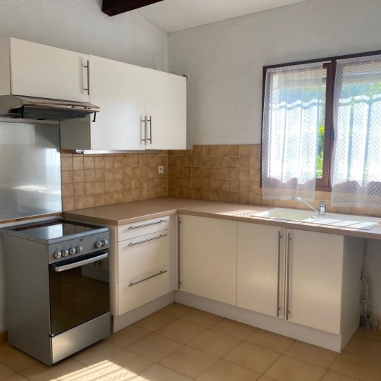  CABINET L'ANTENNE : Maison / Villa | NIMES (30900) | 78 m2 | 1 100 € 