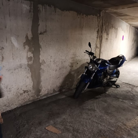  CABINET L'ANTENNE : Garage / Parking | NIMES (30900) | 0 m2 | 40 € 
