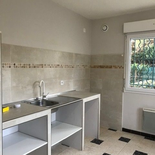  CABINET L'ANTENNE : Apartment | NIMES (30900) | 68 m2 | 818 &euro; 