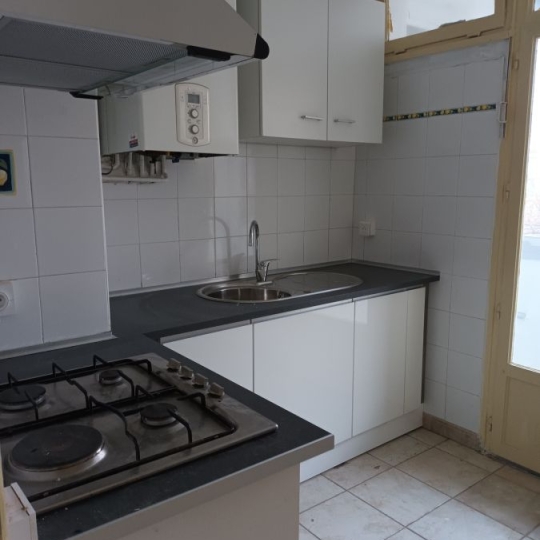  CABINET L'ANTENNE : Apartment | NIMES (30900) | 64 m2 | 651 &euro; 