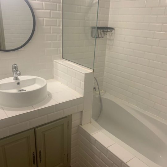  CABINET L'ANTENNE : Apartment | NIMES (30900) | 52 m2 | 655 &euro; 