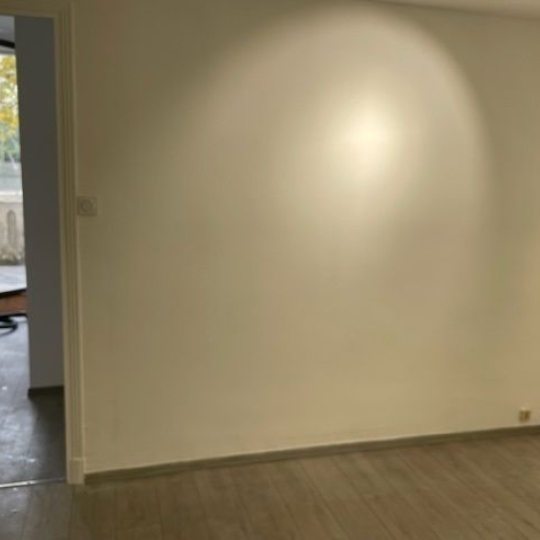  CABINET L'ANTENNE : Local / Bureau | NIMES (30900) | 45 m2 | 803 &euro; 