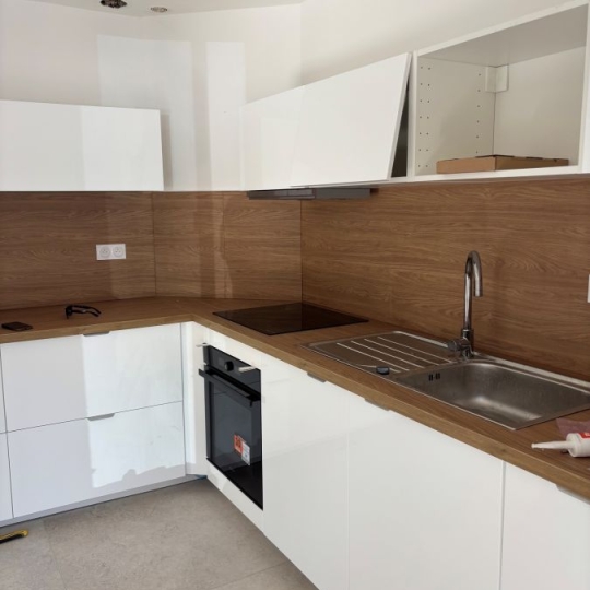 CABINET L'ANTENNE : Maison / Villa | NIMES (30000) | 118.00m2 | 1 400 € 