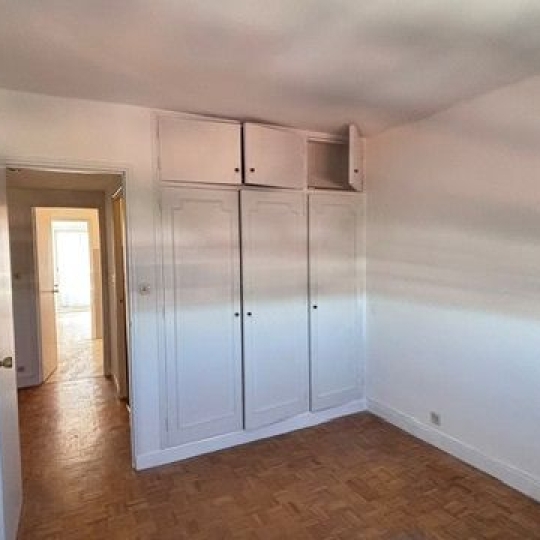  CABINET L'ANTENNE : Appartement | NIMES (30000) | 100 m2 | 1 200 &euro; 