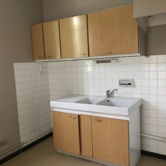 CABINET L'ANTENNE : Appartement | NIMES (30900) | 67.00m2 | 741 € 