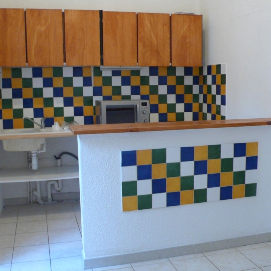 CABINET L'ANTENNE : Appartement | NIMES (30900) | 50.00m2 | 690 € 