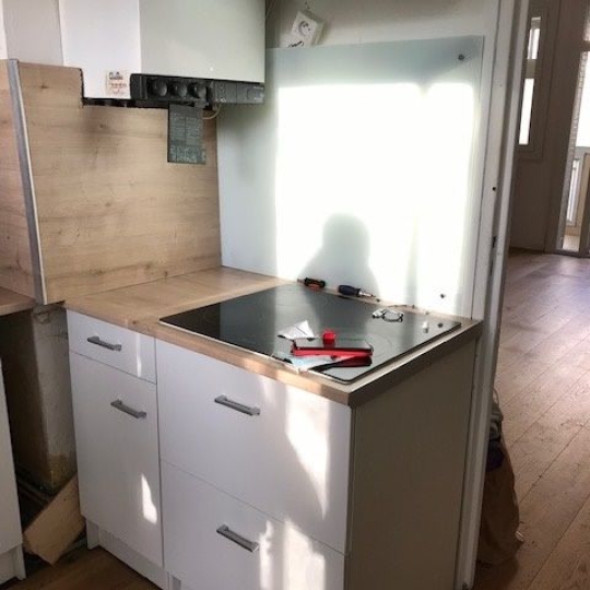 CABINET L'ANTENNE : Appartement | NIMES (30900) | 62.87m2 | 546 € 