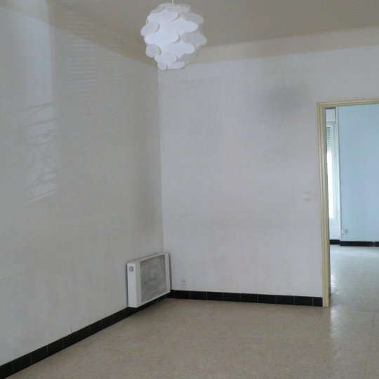  CABINET L'ANTENNE : Appartement | NIMES (30000) | 57 m2 | 550 € 