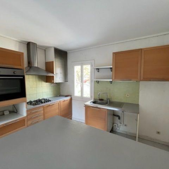  CABINET L'ANTENNE : Appartement | NIMES (30000) | 100 m2 | 250 000 € 