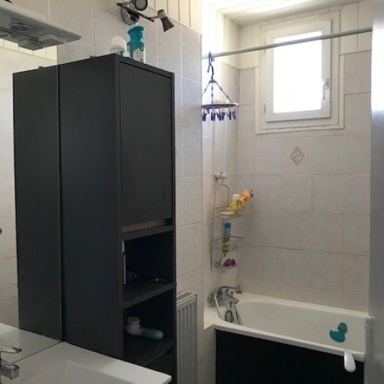  CABINET L'ANTENNE : Autres | NIMES (30000) | 66 m2 | 74 500 € 