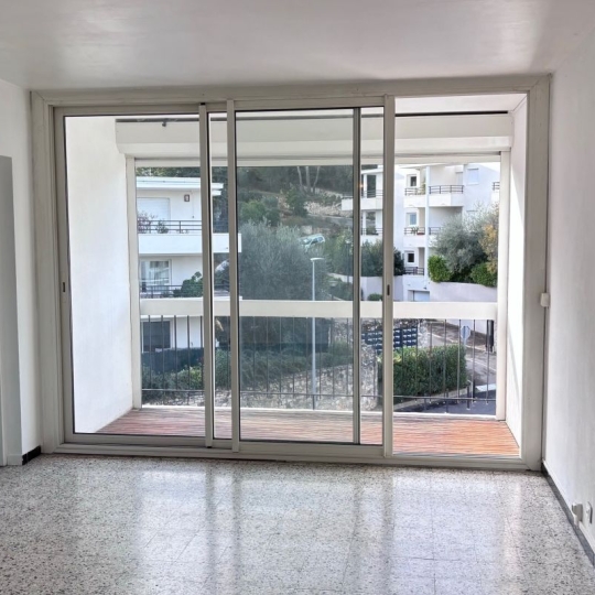  CABINET L'ANTENNE : Appartement | NIMES (30900) | 68 m2 | 129 000 € 
