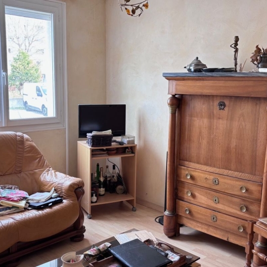  CABINET L'ANTENNE : Appartement | NIMES (30000) | 60 m2 | 89 000 &euro; 