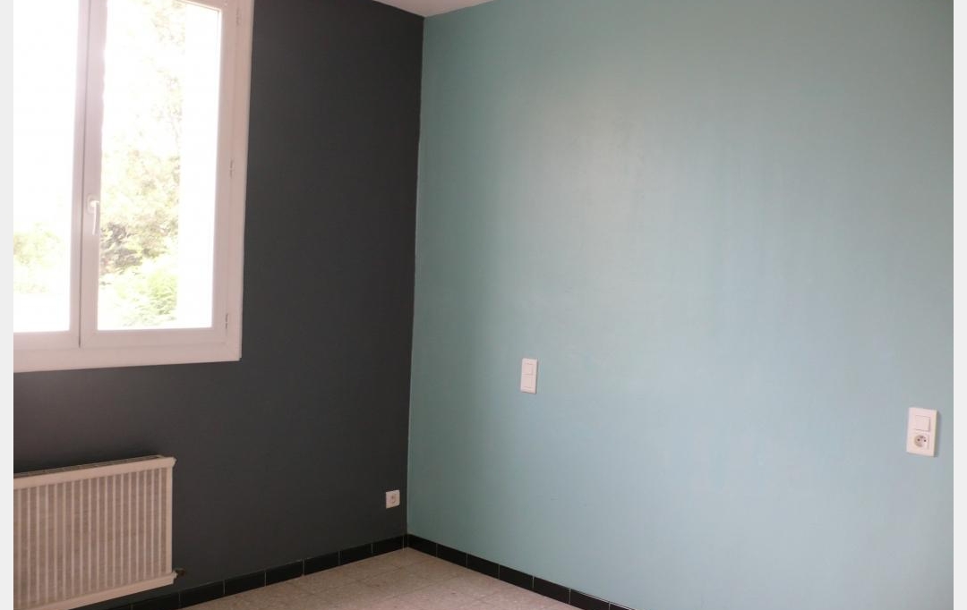 CABINET L'ANTENNE : Appartement | NIMES (30900) | 67 m2 | 741 &euro; 