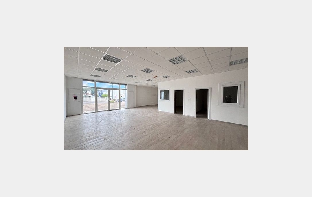 CABINET L'ANTENNE : Local / Bureau | CAISSARGUES (30132) | 280 m2 | 2 222 € 