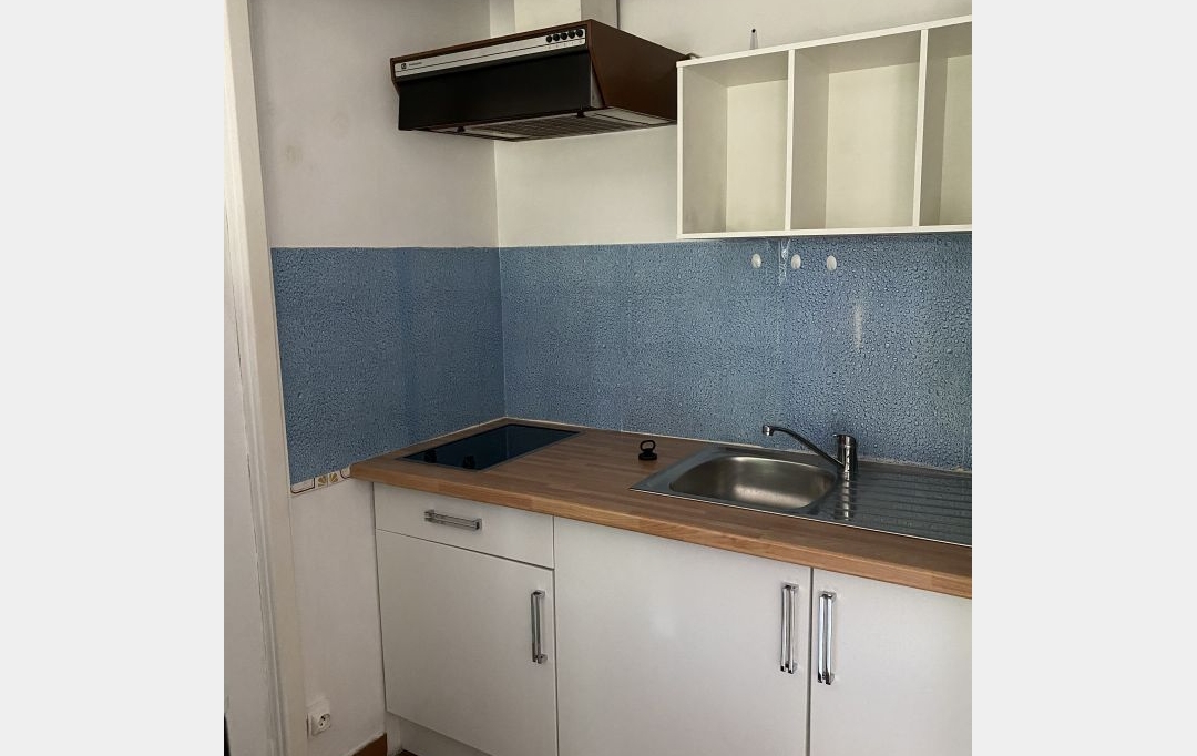 CABINET L'ANTENNE : Apartment | NIMES (30900) | 32 m2 | 485 € 