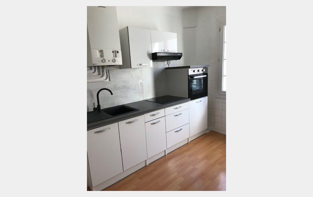 CABINET L'ANTENNE : Apartment | NIMES (30000) | 57 m2 | 607 € 