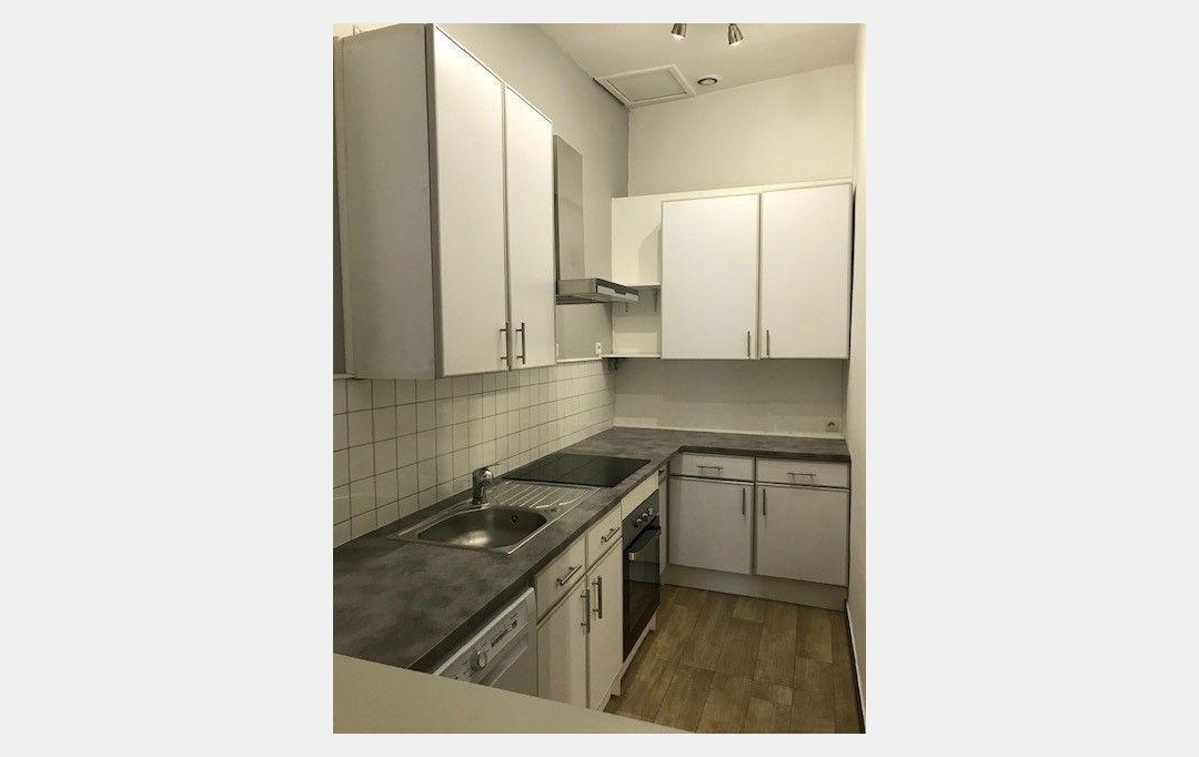 CABINET L'ANTENNE : Appartement | NIMES (30900) | 78 m2 | 790 € 