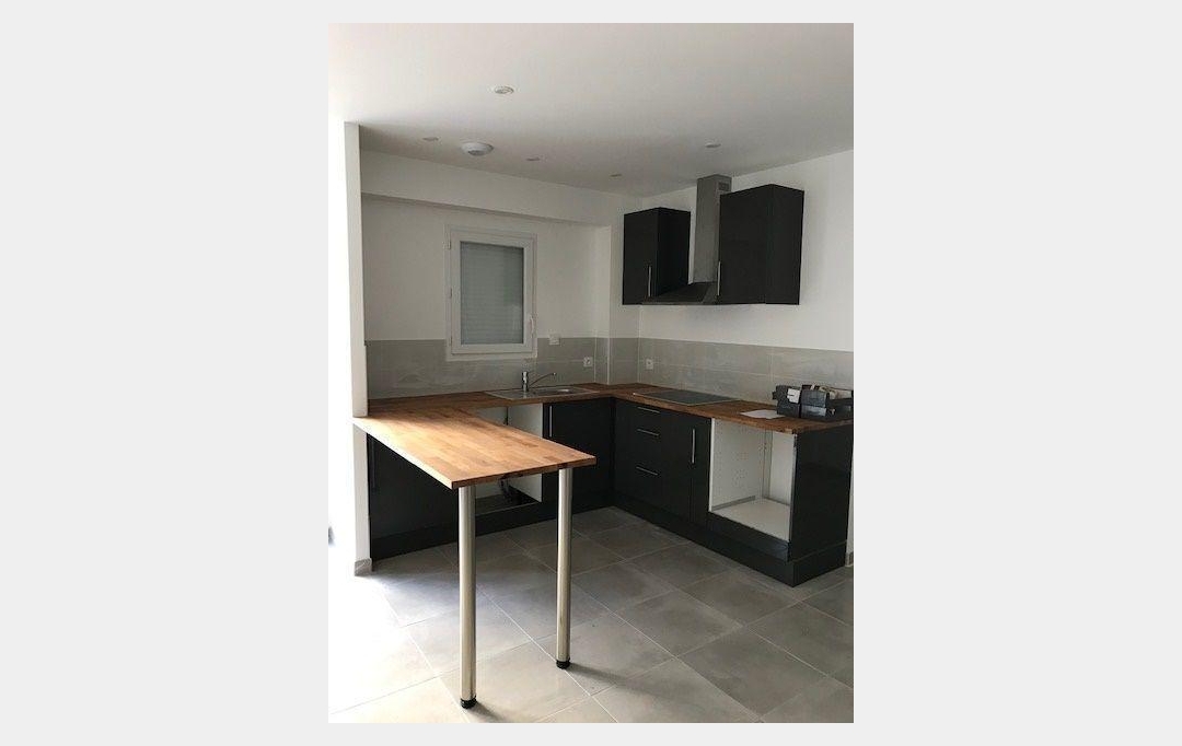 CABINET L'ANTENNE : Maison / Villa | NIMES (30000) | 73 m2 | 928 € 