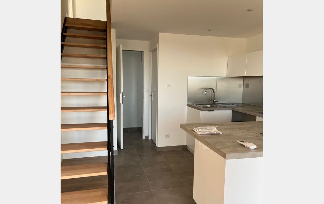 CABINET L'ANTENNE : Maison / Villa | NIMES (30900) | 63 m2 | 895 € 