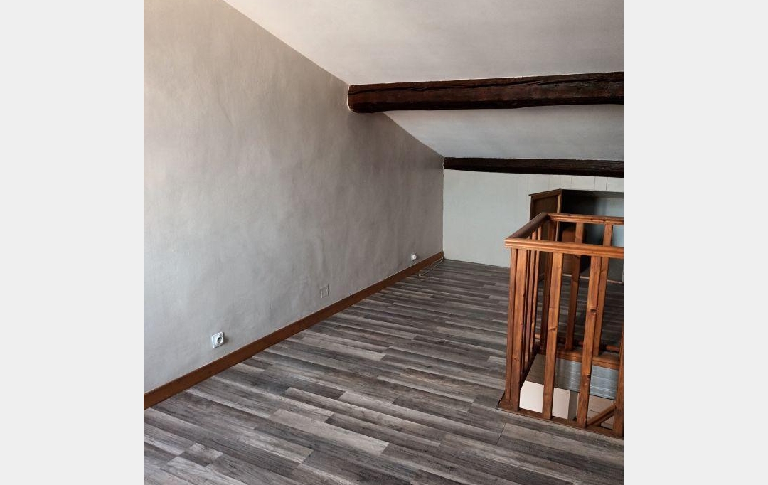 CABINET L'ANTENNE : Appartement | NIMES (30000) | 36 m2 | 517 € 