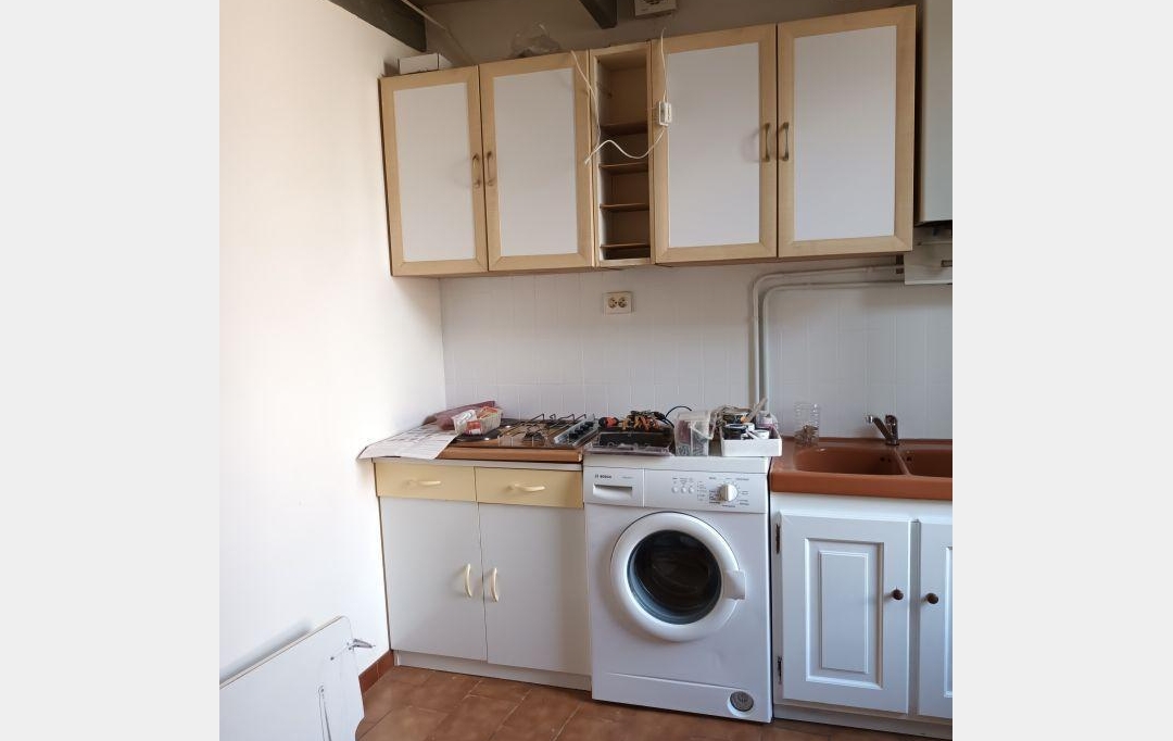 CABINET L'ANTENNE : Appartement | NIMES (30000) | 36 m2 | 517 € 