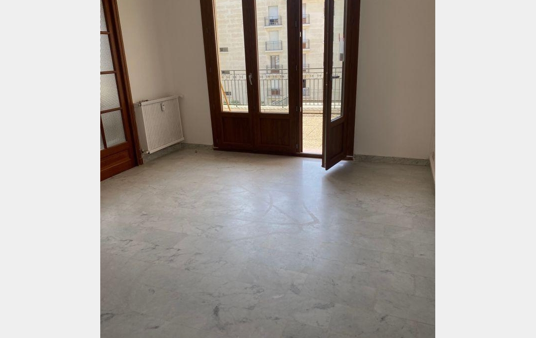 CABINET L'ANTENNE : Appartement | NIMES (30900) | 43 m2 | 630 € 