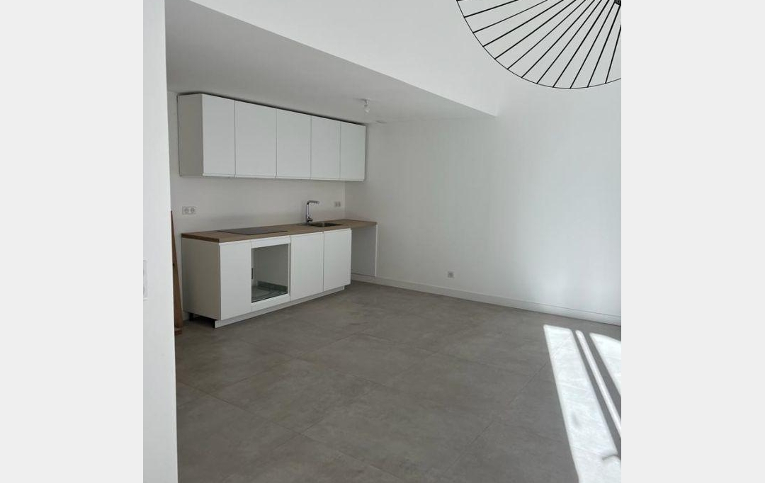 CABINET L'ANTENNE : Maison / Villa | NIMES (30900) | 83 m2 | 1 200 € 