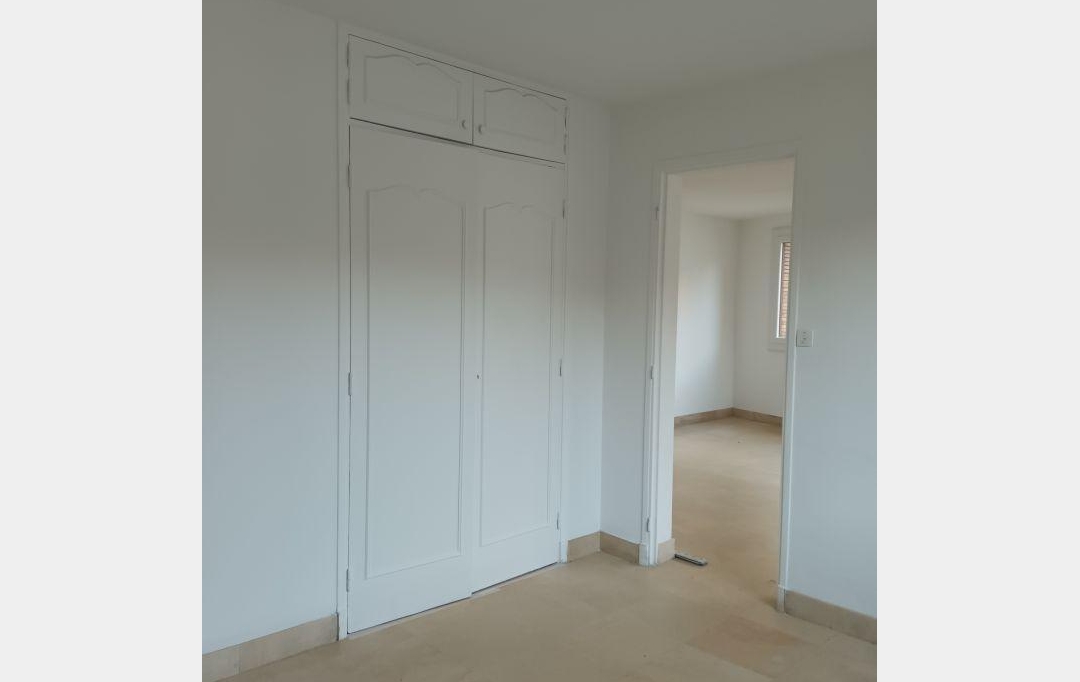 CABINET L'ANTENNE : Appartement | NIMES (30900) | 70 m2 | 773 € 