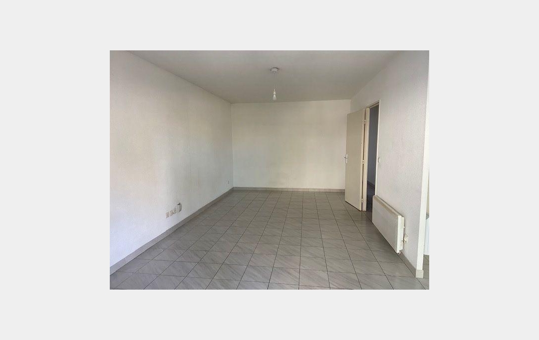 CABINET L'ANTENNE : Appartement | NIMES (30900) | 47 m2 | 640 € 