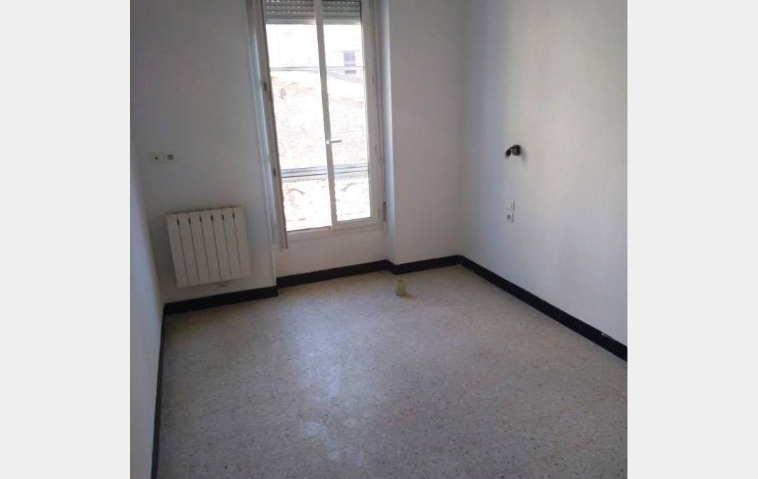 CABINET L'ANTENNE : Appartement | NIMES (30900) | 62 m2 | 574 € 