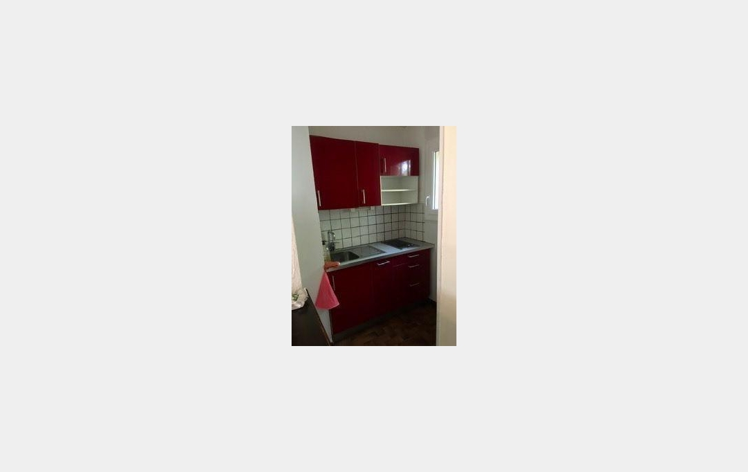 CABINET L'ANTENNE : Appartement | NIMES (30900) | 42 m2 | 626 € 