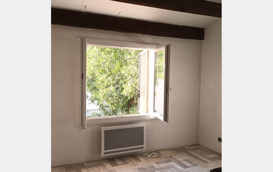 CABINET L'ANTENNE : Appartement | NIMES (30900) | 42 m2 | 626 € 