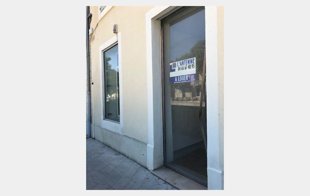 CABINET L'ANTENNE : Local / Bureau | NIMES (30900) | 45 m2 | 823 € 