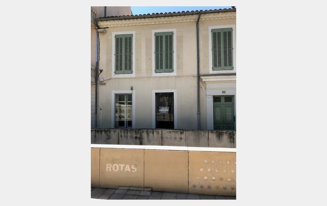 CABINET L'ANTENNE : Local / Bureau | NIMES (30900) | 45 m2 | 823 € 