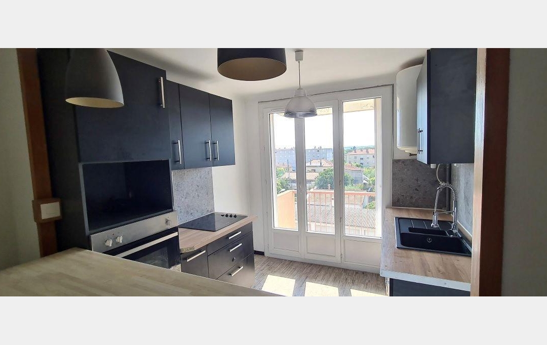 CABINET L'ANTENNE : Appartement | NIMES (30900) | 53 m2 | 617 € 