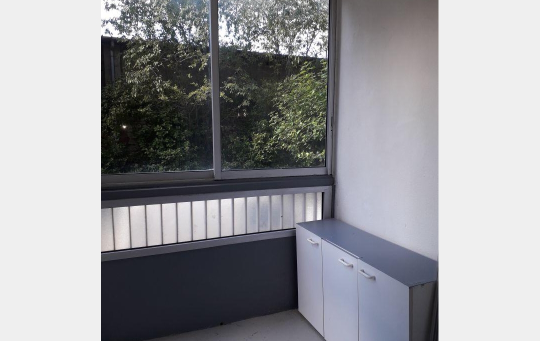 CABINET L'ANTENNE : Appartement | NIMES (30900) | 61 m2 | 790 € 