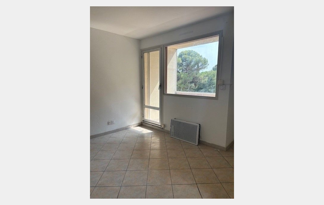 CABINET L'ANTENNE : Apartment | NIMES (30900) | 21 m2 | 423 € 