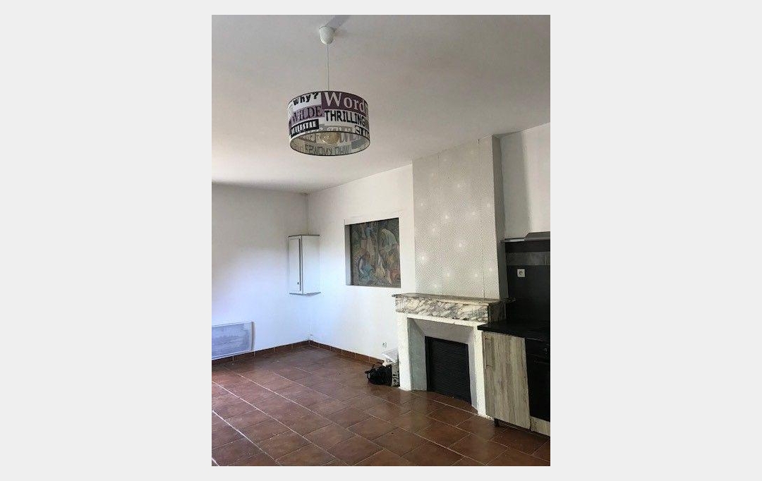 CABINET L'ANTENNE : House | NIMES (30000) | 58 m2 | 720 € 