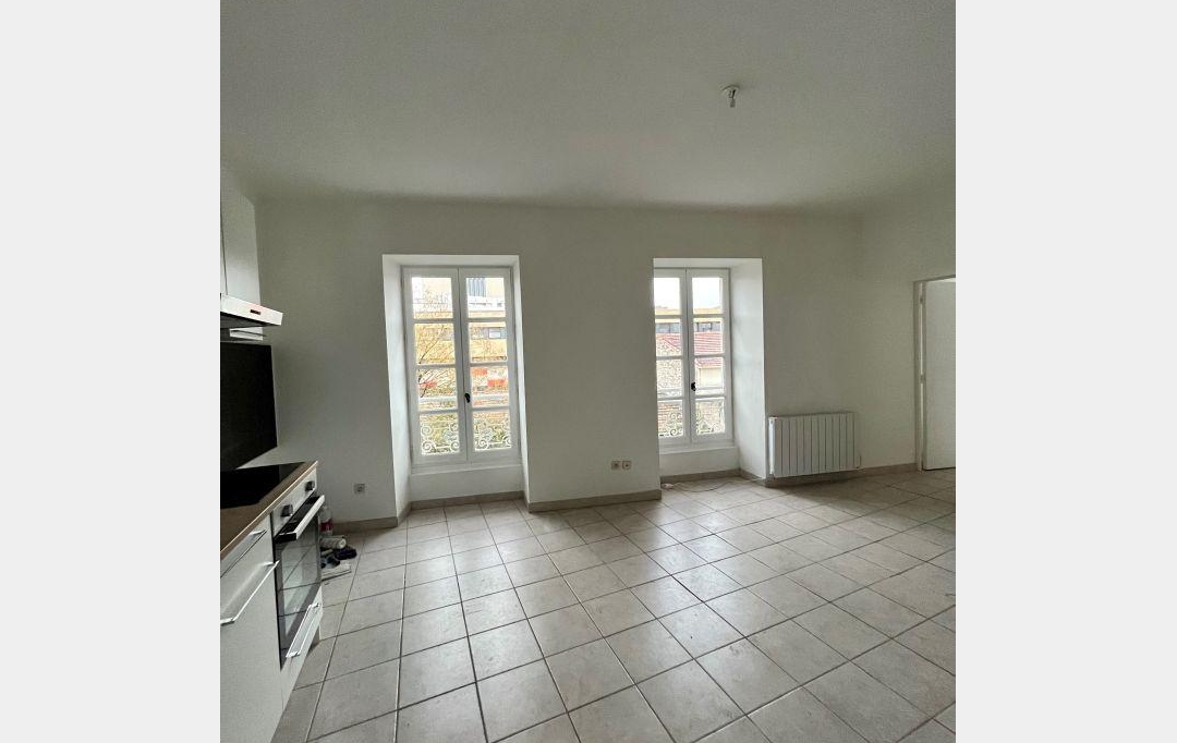 CABINET L'ANTENNE : Apartment | NIMES (30900) | 46 m2 | 533 € 
