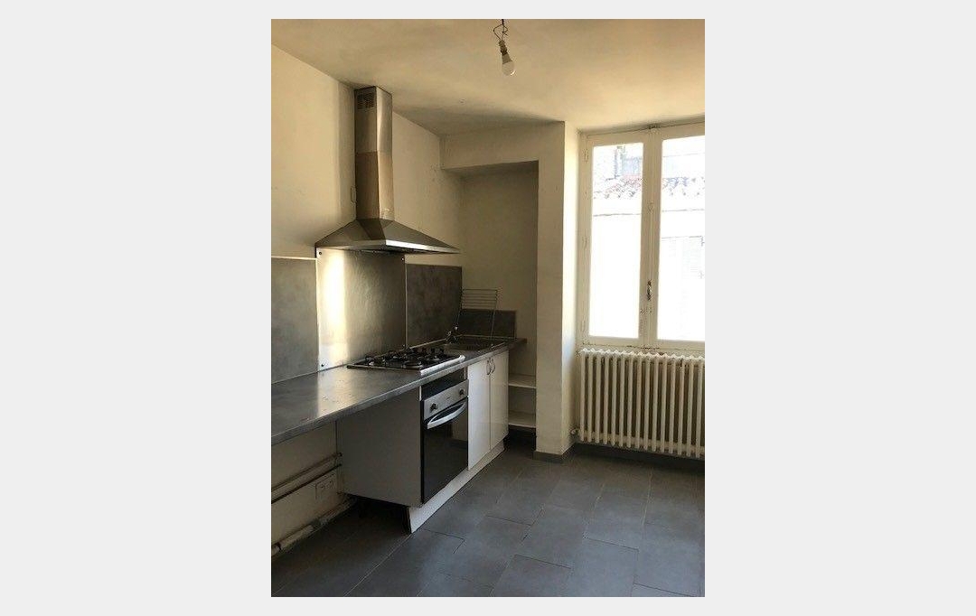 CABINET L'ANTENNE : Apartment | NIMES (30900) | 64 m2 | 670 € 
