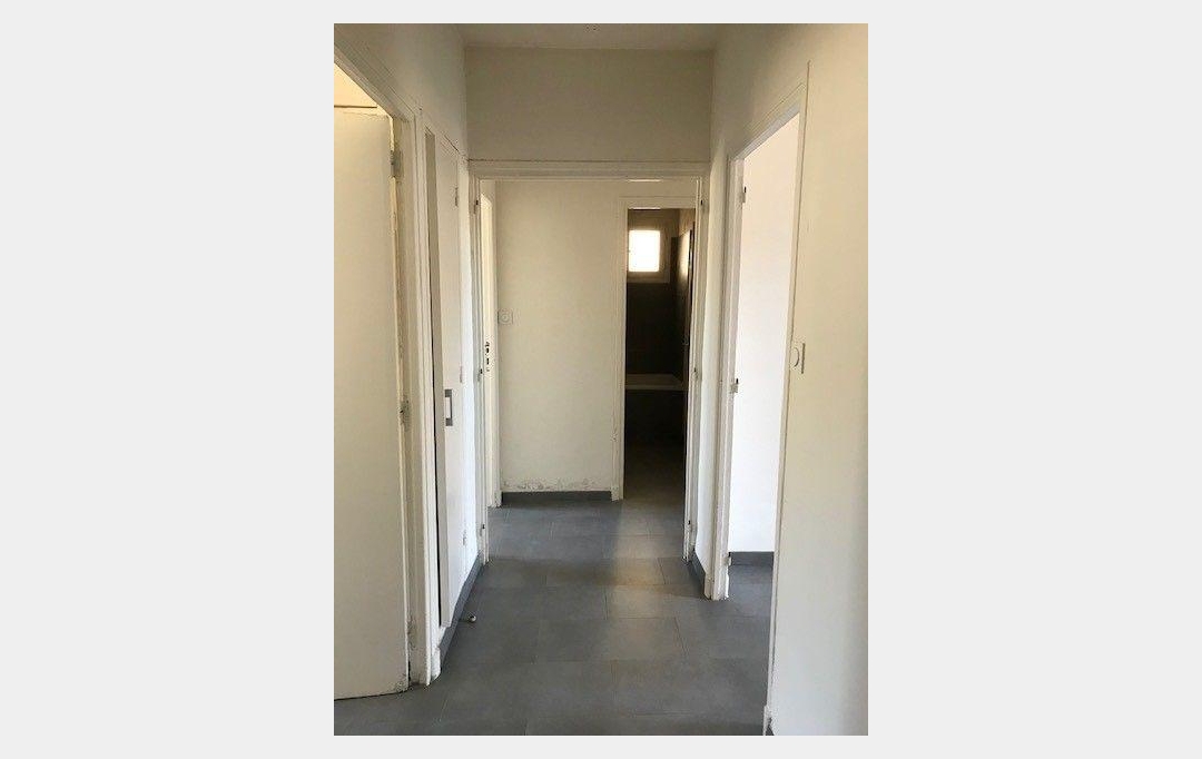 CABINET L'ANTENNE : Appartement | NIMES (30900) | 64 m2 | 670 € 
