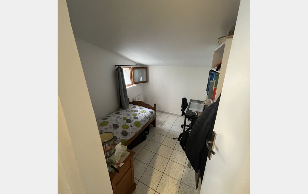 CABINET L'ANTENNE : Appartement | NIMES (30900) | 47 m2 | 558 € 