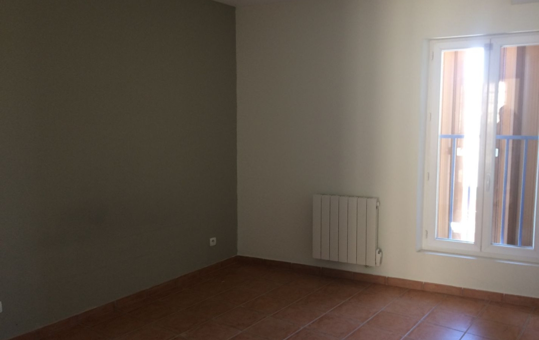 CABINET L'ANTENNE : Apartment | LA ROUVIERE (30190) | 81 m2 | 860 € 