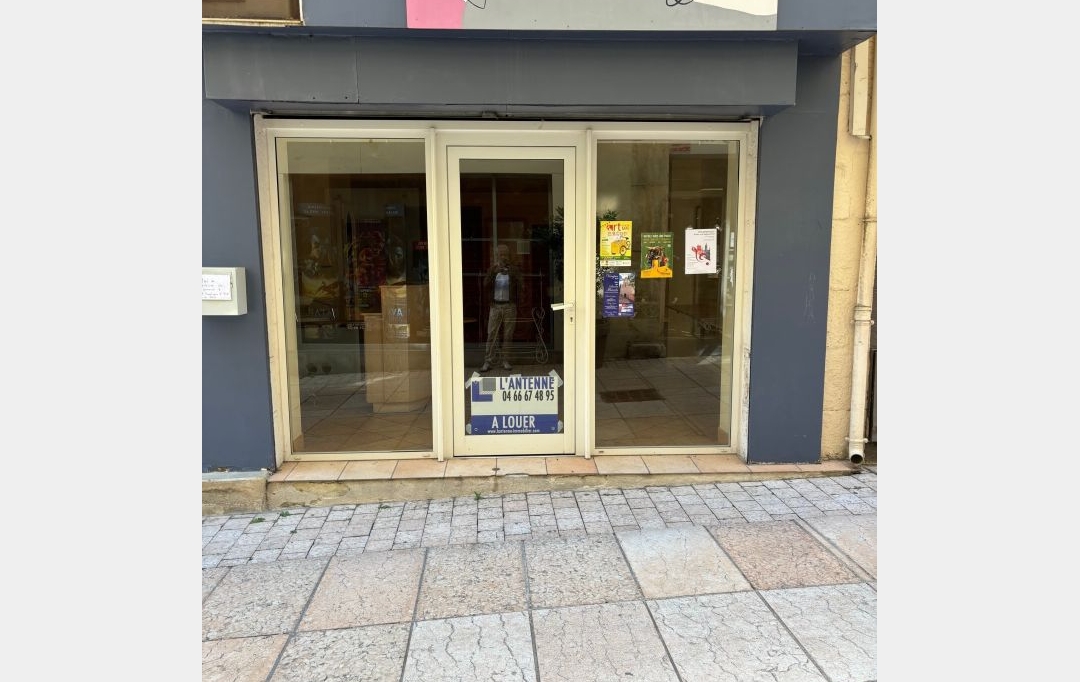 CABINET L'ANTENNE : Office | BAGNOLS-SUR-CEZE (30200) | 65 m2 | 550 € 
