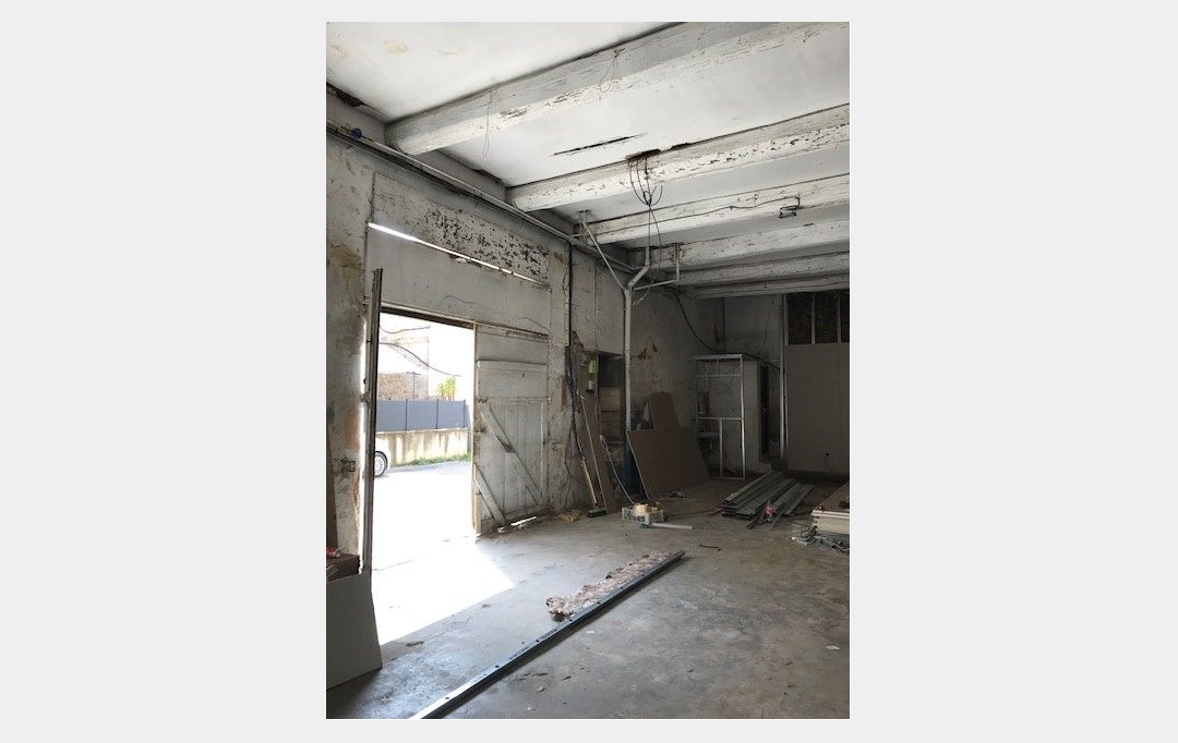 CABINET L'ANTENNE : Office | NIMES (30900) | 150 m2 | 1 450 € 