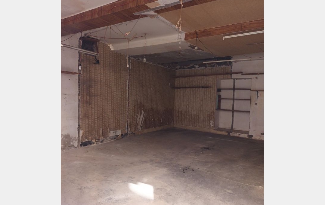 CABINET L'ANTENNE : Office | NIMES (30900) | 20 m2 | 220 € 
