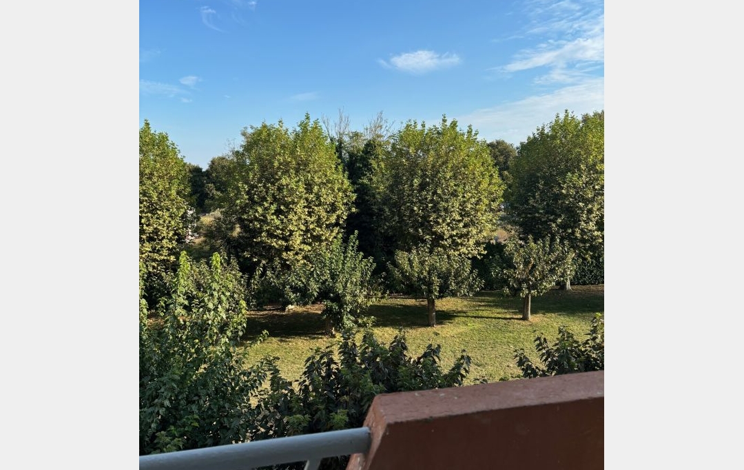 CABINET L'ANTENNE : Appartement | NIMES (30900) | 67 m2 | 696 € 