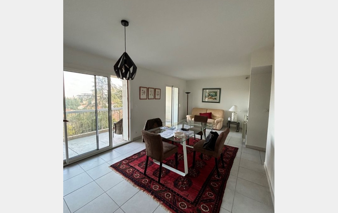 CABINET L'ANTENNE : Apartment | NIMES (30900) | 64 m2 | 1 080 € 